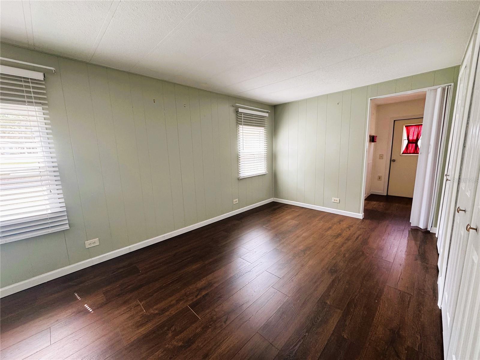 139 ROYAL PALM DR, LEESBURG, FL, 34748