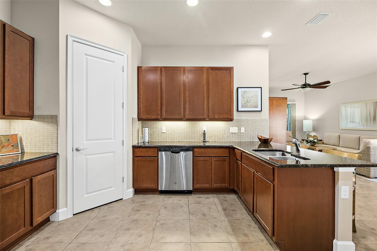 815 PINEWOOD DR, ORMOND BEACH, FL, 32174