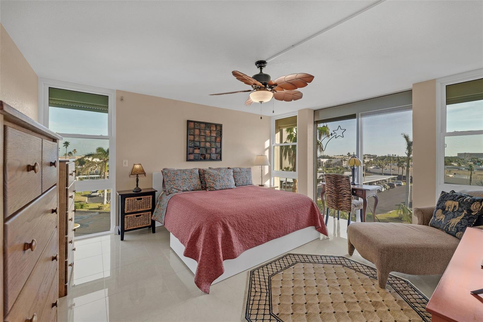 7400 SUN ISLAND DR S #411, SOUTH PASADENA, FL, 33707