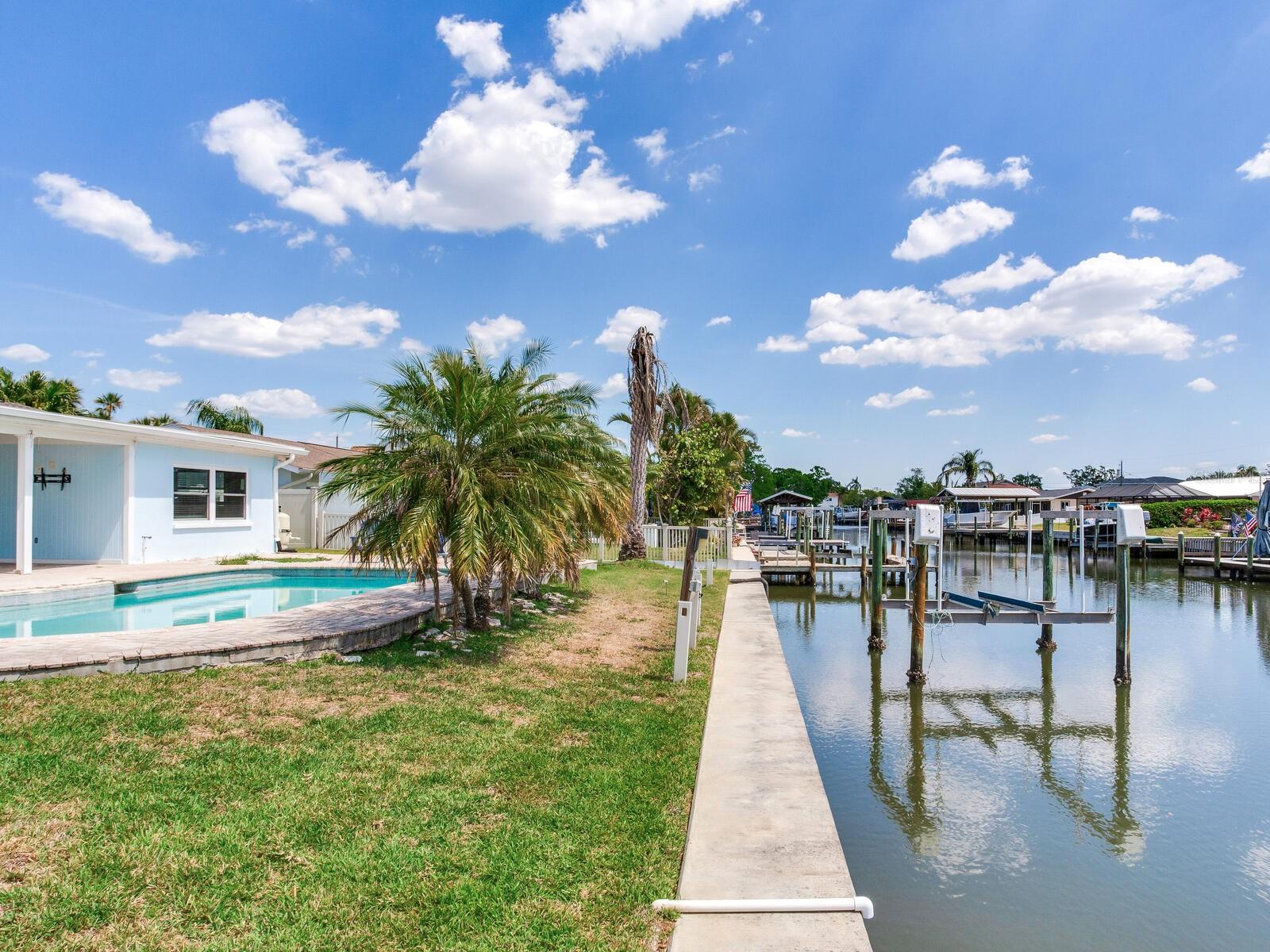 8722 HICKORYWOOD LN, TAMPA, FL, 33615