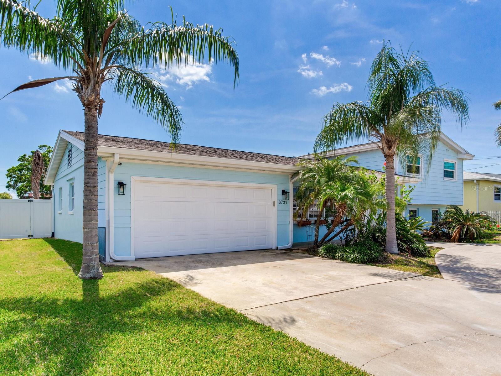 8722 HICKORYWOOD LN, TAMPA, FL, 33615
