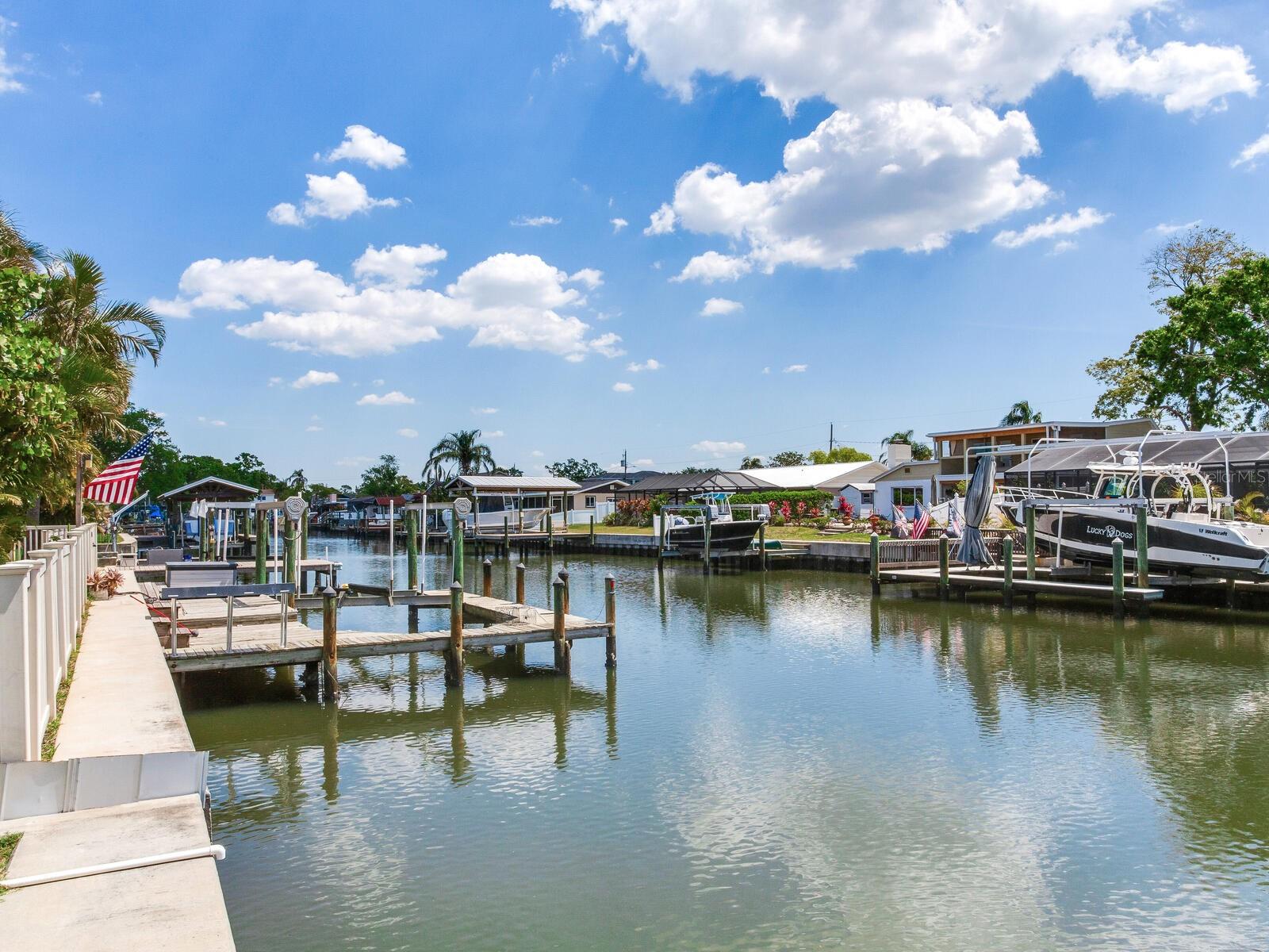 8722 HICKORYWOOD LN, TAMPA, FL, 33615