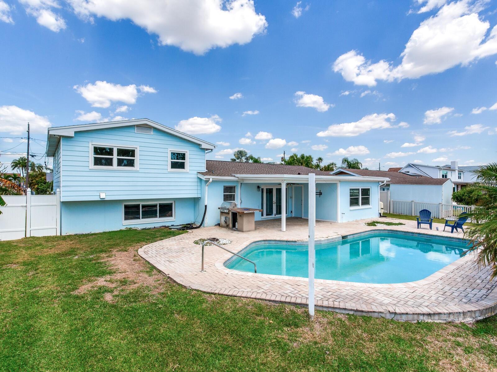 8722 HICKORYWOOD LN, TAMPA, FL, 33615