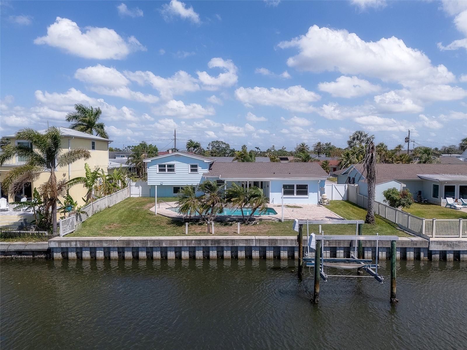 8722 HICKORYWOOD LN, TAMPA, FL, 33615