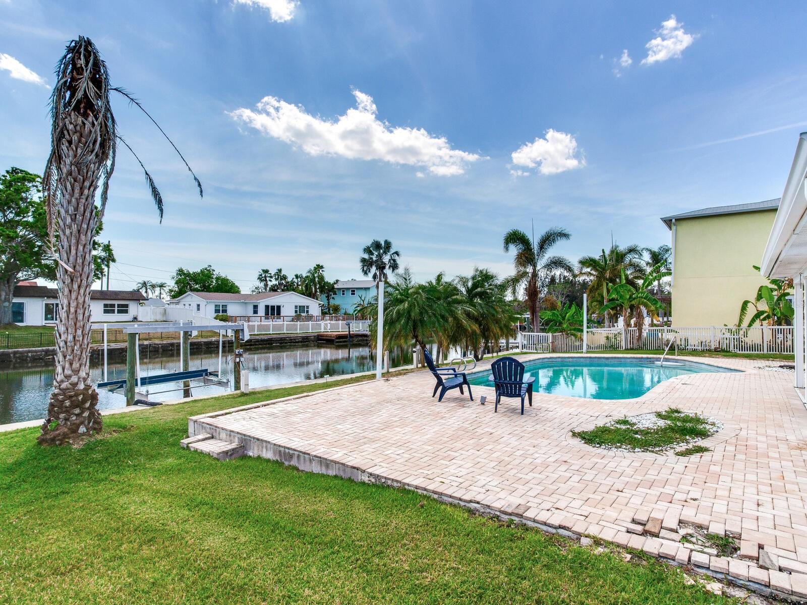 8722 HICKORYWOOD LN, TAMPA, FL, 33615