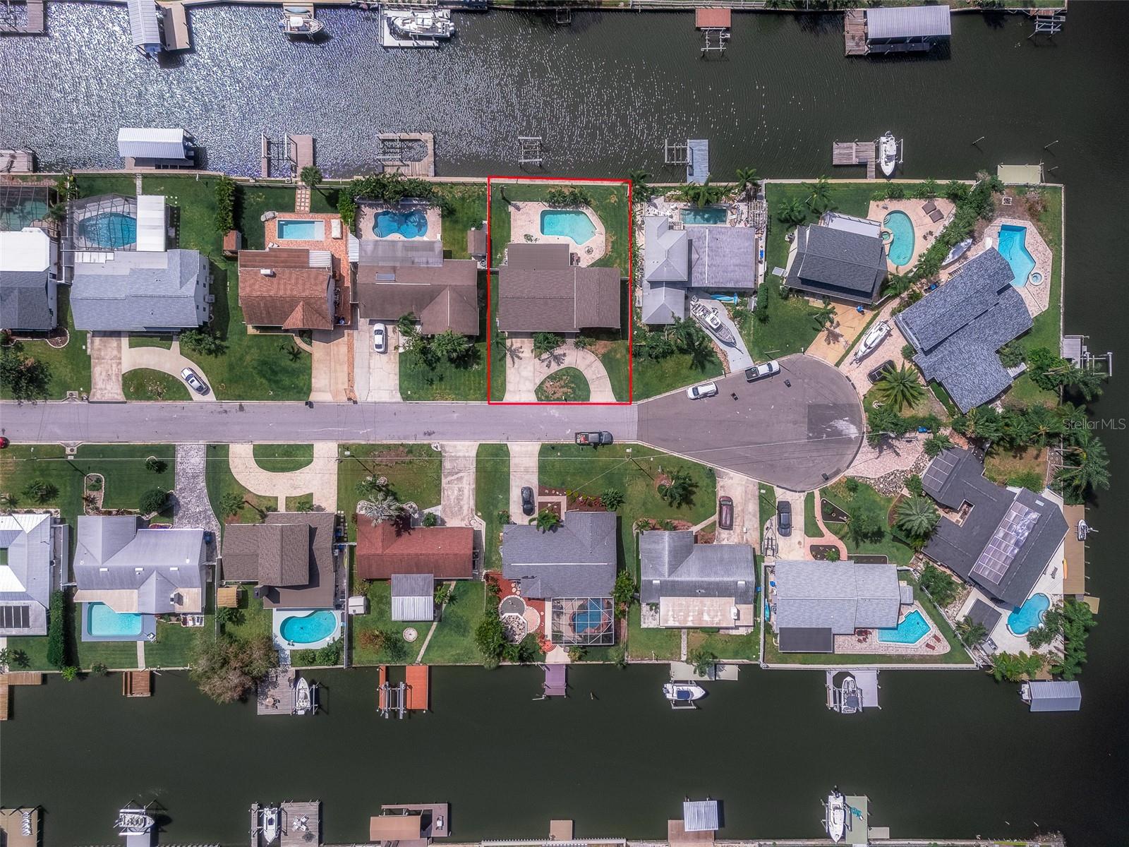 8722 HICKORYWOOD LN, TAMPA, FL, 33615