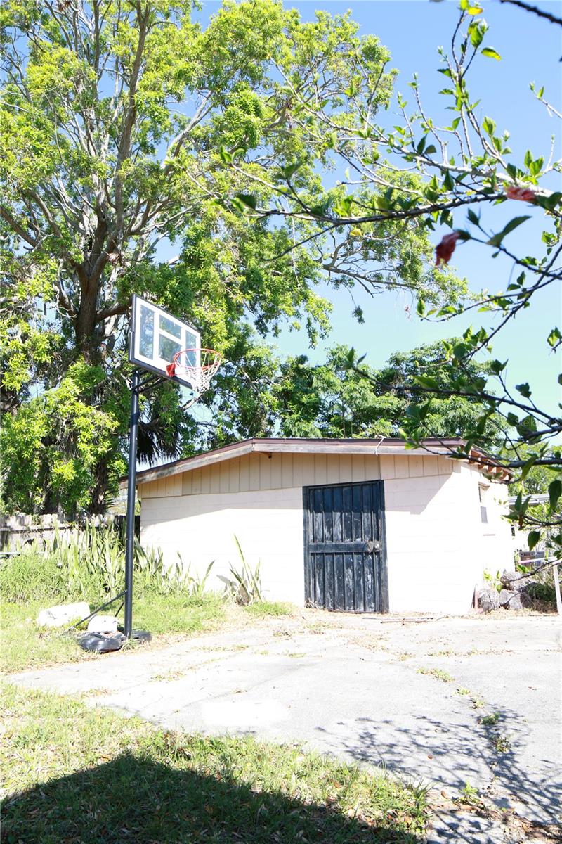 4001 BRINELL AVE, ORLANDO, FL, 32808