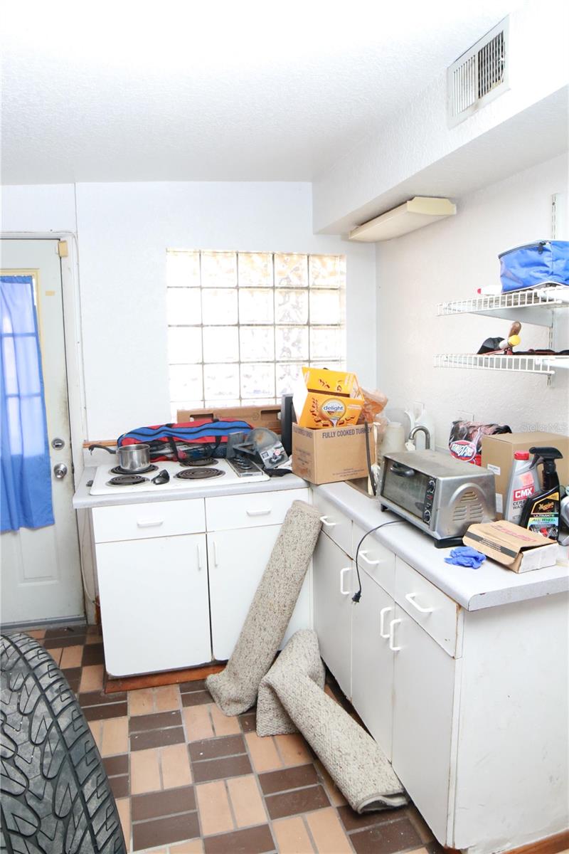 4001 BRINELL AVE, ORLANDO, FL, 32808