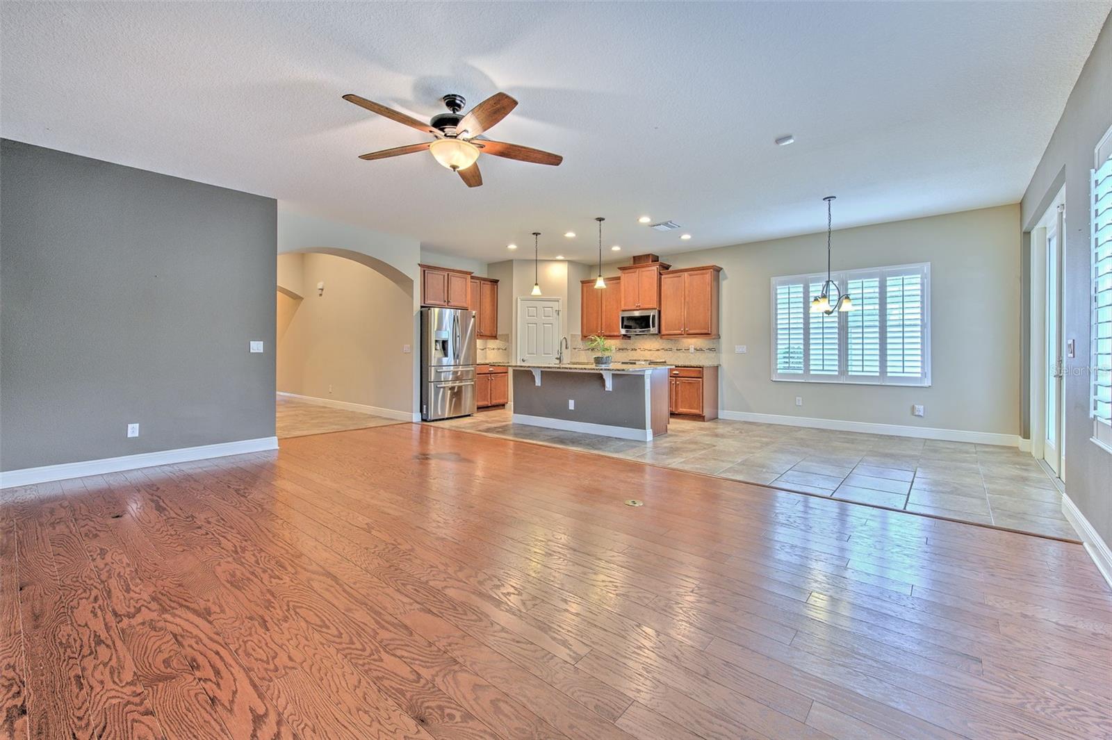 6303 HAWK GROVE CT, WESLEY CHAPEL, FL, 33545