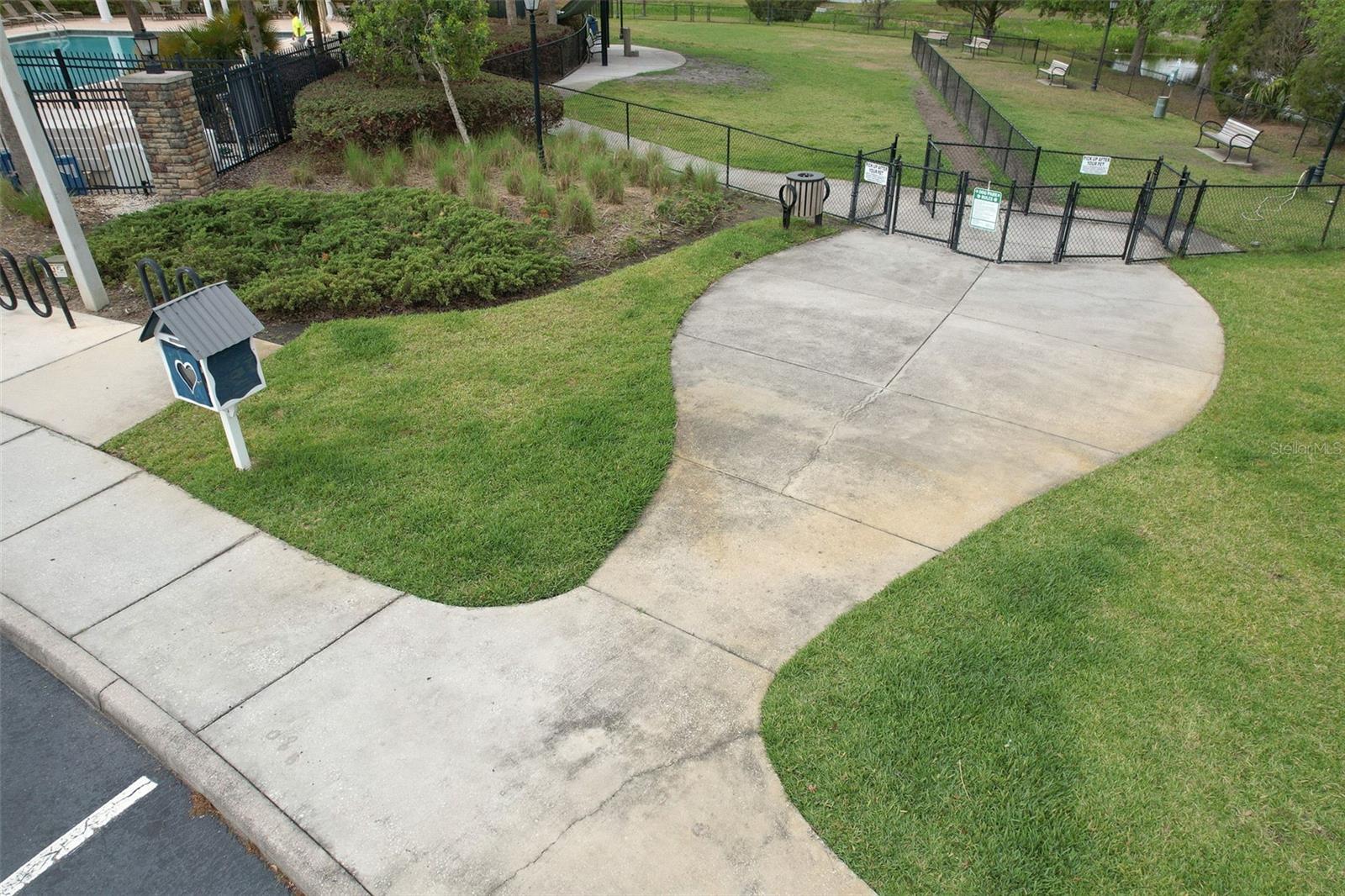 6303 HAWK GROVE CT, WESLEY CHAPEL, FL, 33545