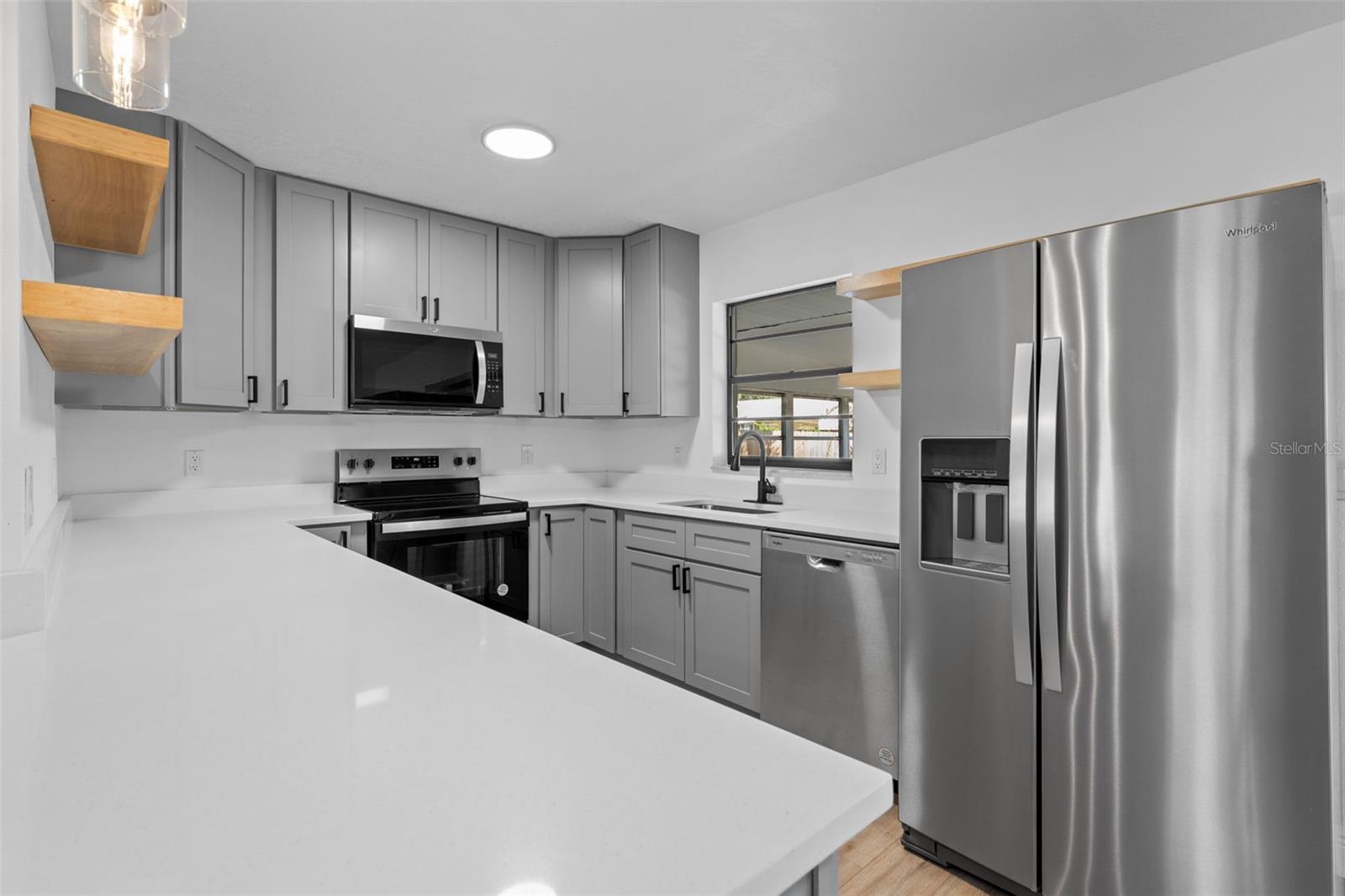 2517 ROYAL PALM DR, EDGEWATER, FL, 32141