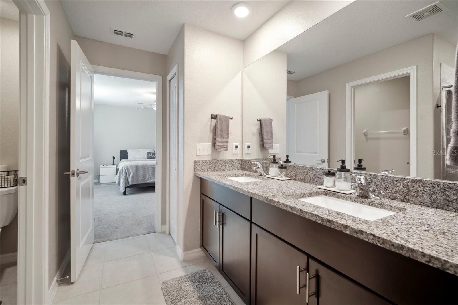 13227 GREAT PLAINS DR, RIVERVIEW, FL, 33579