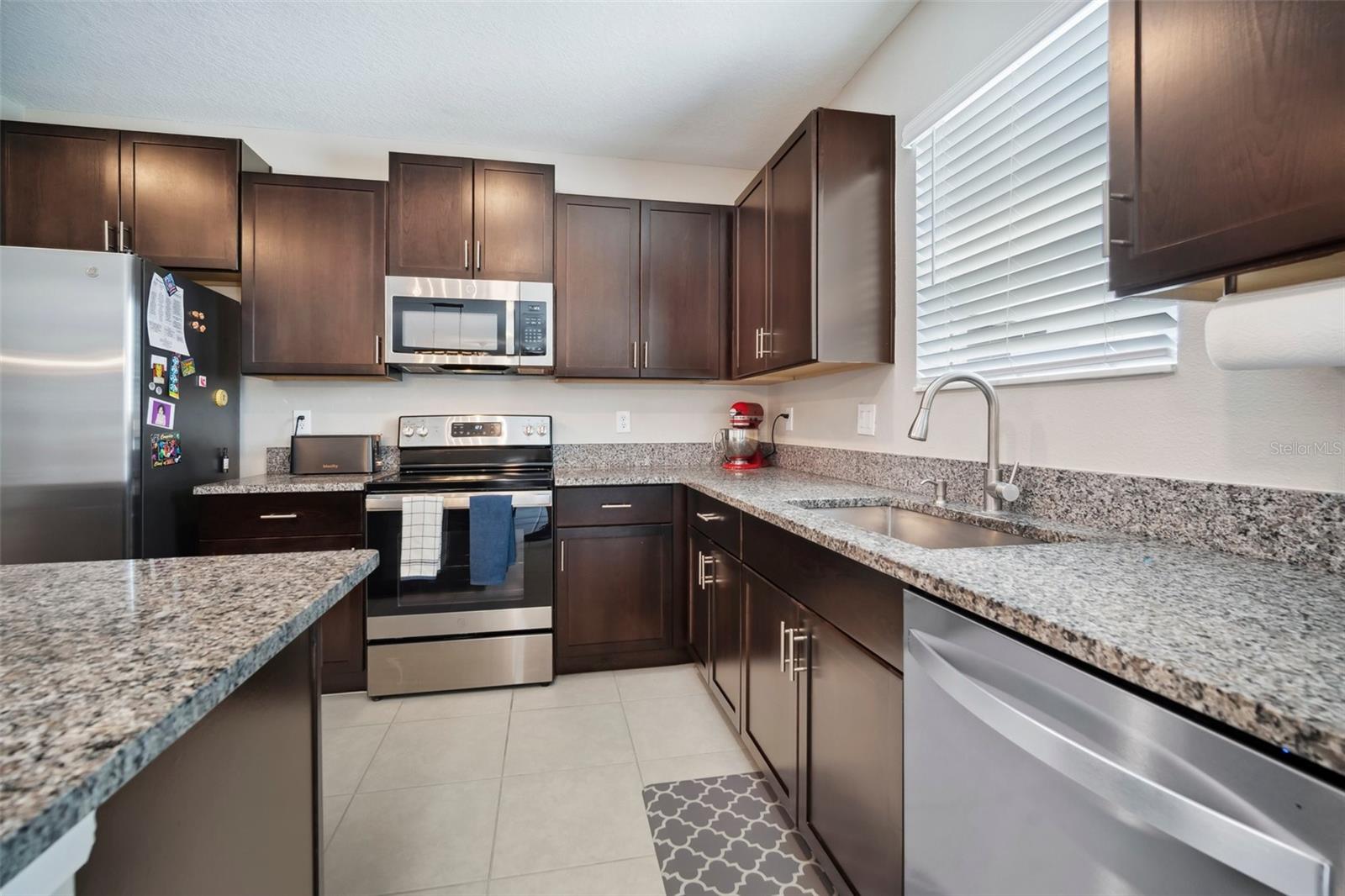 13227 GREAT PLAINS DR, RIVERVIEW, FL, 33579