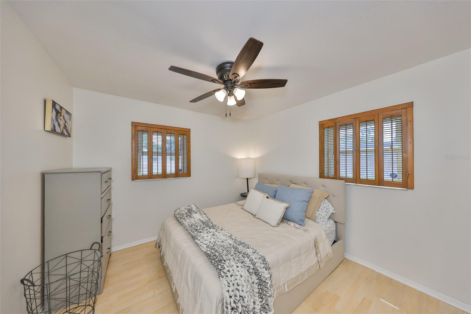 7491 CEDAR ST NE, ST PETERSBURG, FL, 33702