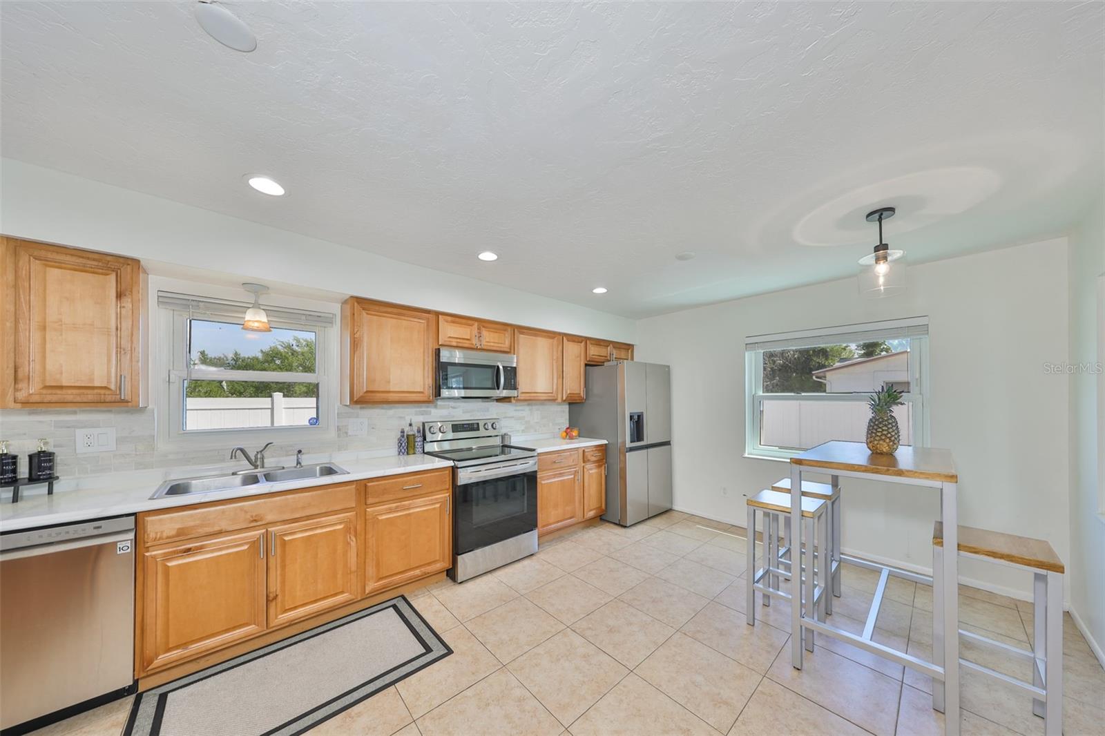 7491 CEDAR ST NE, ST PETERSBURG, FL, 33702
