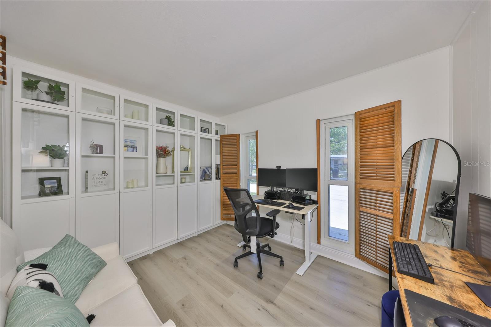 7491 CEDAR ST NE, ST PETERSBURG, FL, 33702