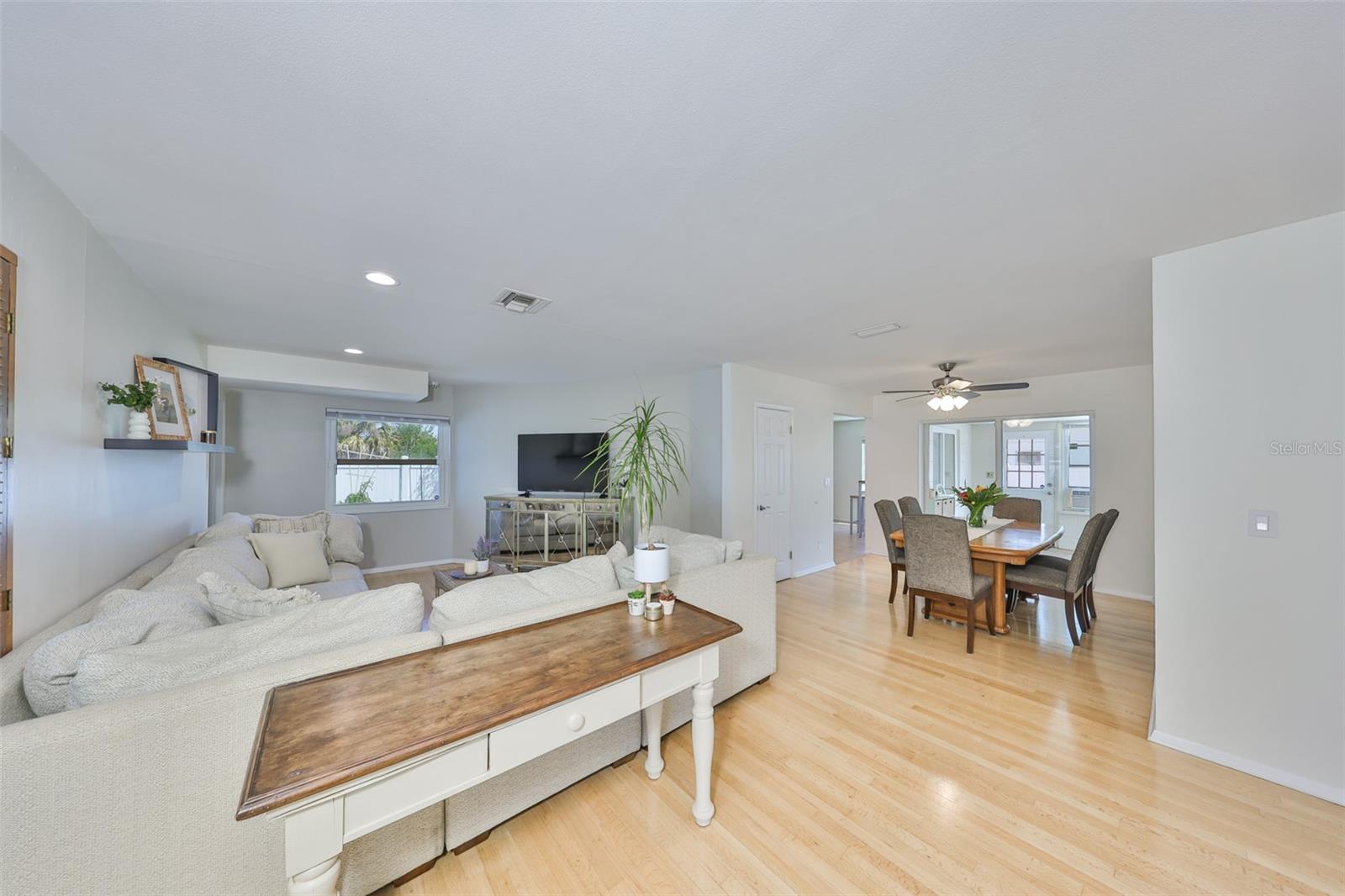 7491 CEDAR ST NE, ST PETERSBURG, FL, 33702
