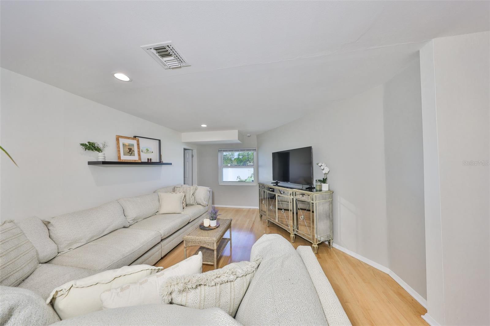 7491 CEDAR ST NE, ST PETERSBURG, FL, 33702