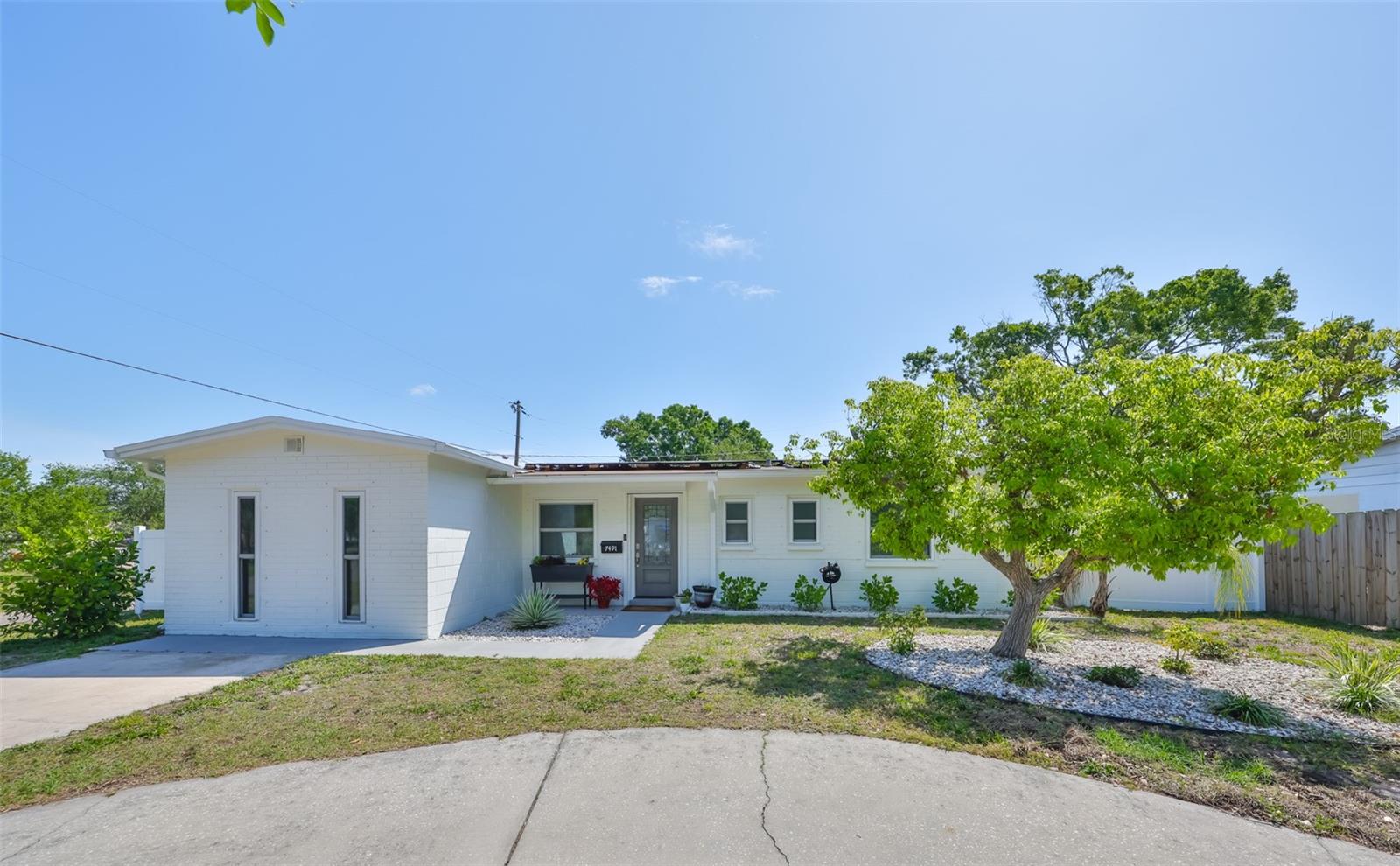 7491 CEDAR ST NE, ST PETERSBURG, FL, 33702