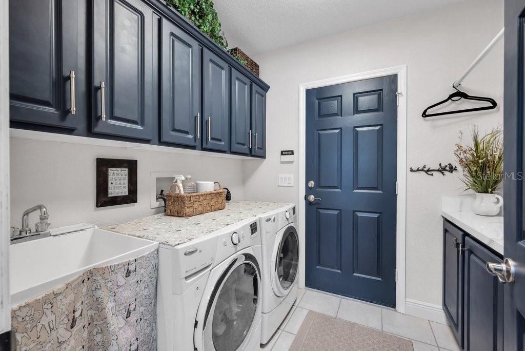 5913 FLATWOODS MANOR CIR, LITHIA, FL, 33547