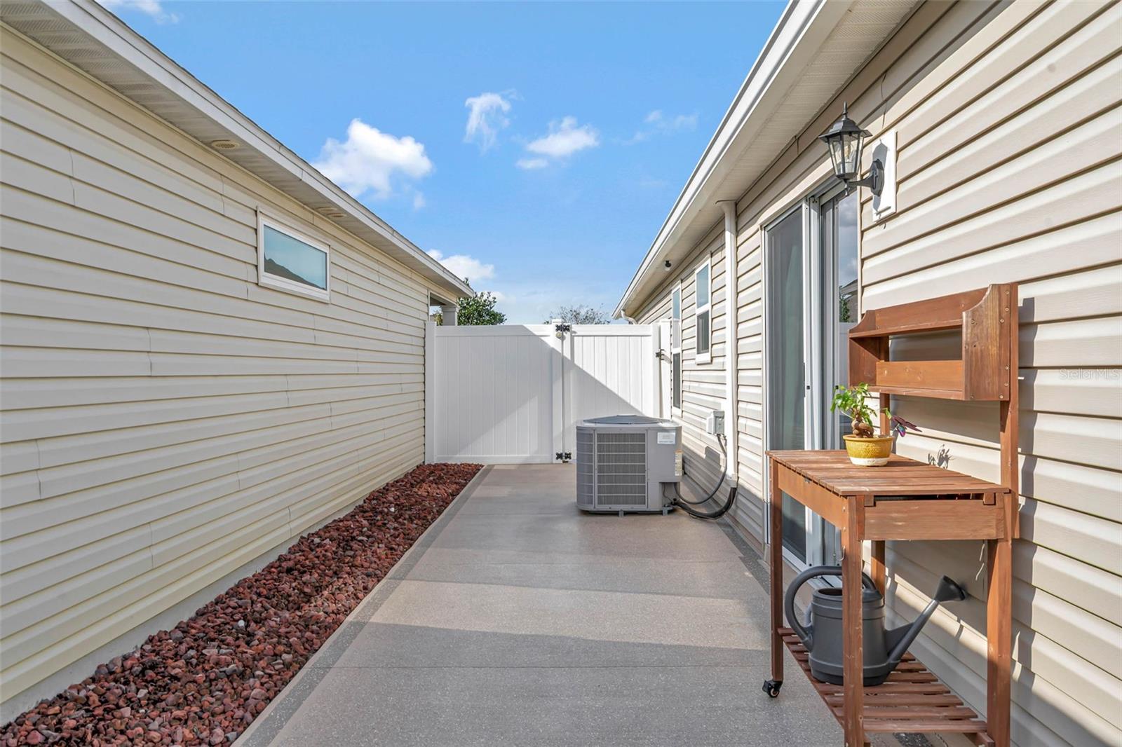 5702 GRIMES CT, THE VILLAGES, FL, 32163