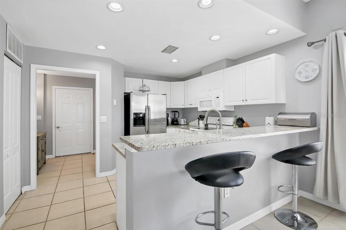 3706 54TH DR W #104, BRADENTON, FL, 34210