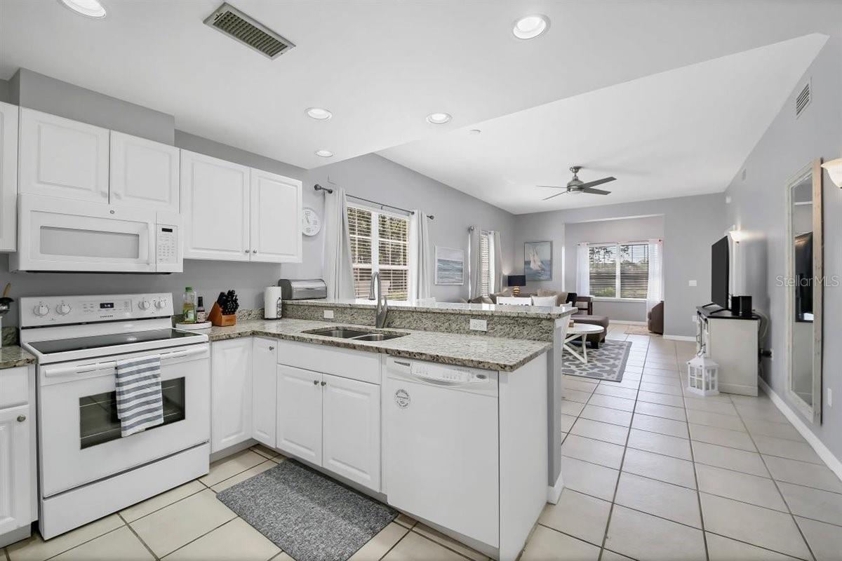 3706 54TH DR W #104, BRADENTON, FL, 34210