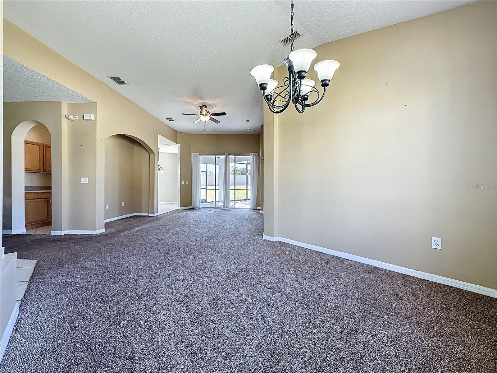 205 MINNIEHAHA CIR, HAINES CITY, FL, 33844