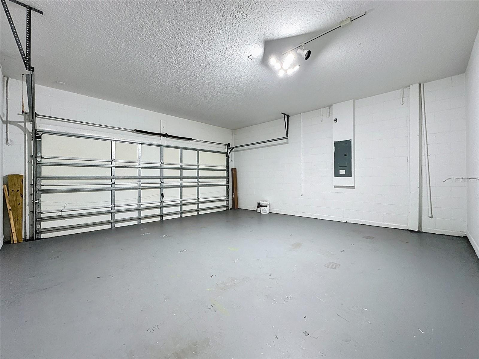 205 MINNIEHAHA CIR, HAINES CITY, FL, 33844