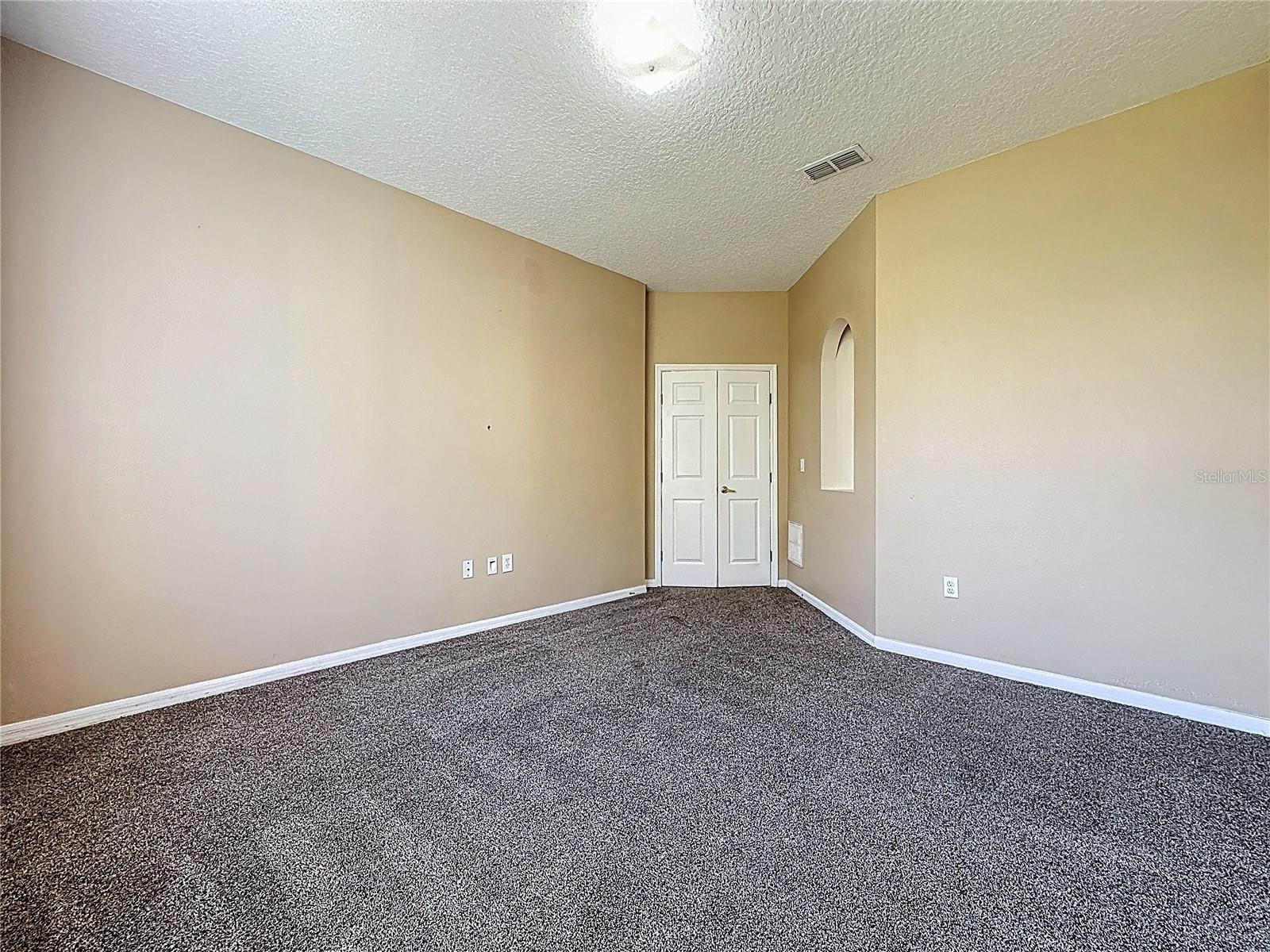 205 MINNIEHAHA CIR, HAINES CITY, FL, 33844