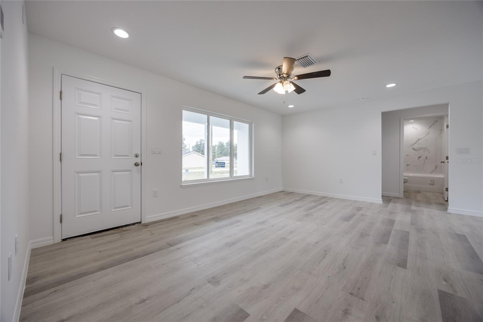 18 MALAUKA LOOP PASS, OCKLAWAHA, FL, 32179
