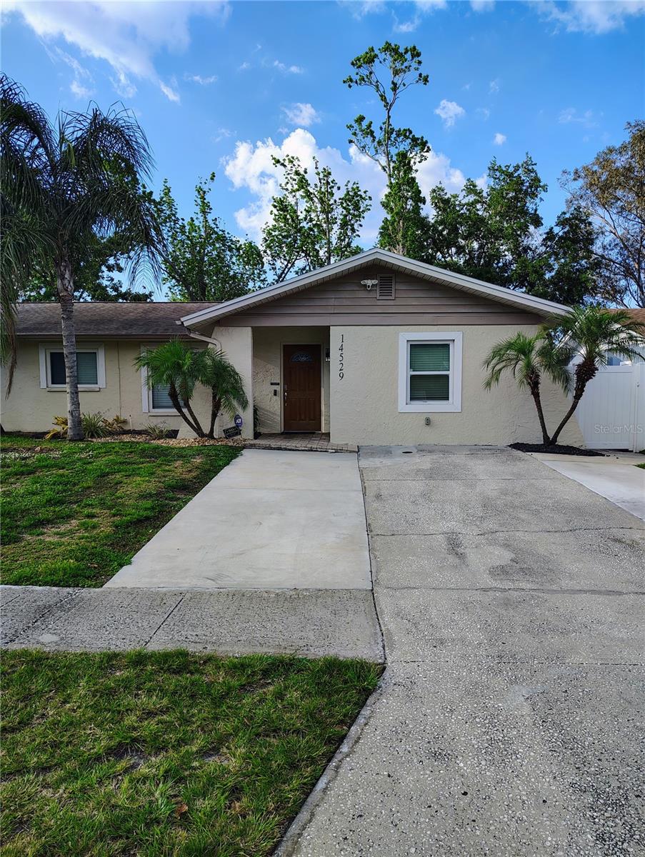 14529 KNOLL RIDGE DR, TAMPA, FL, 33625