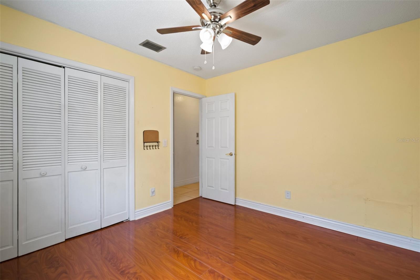 7020 OAKVIEW CIR, TAMPA, FL, 33634