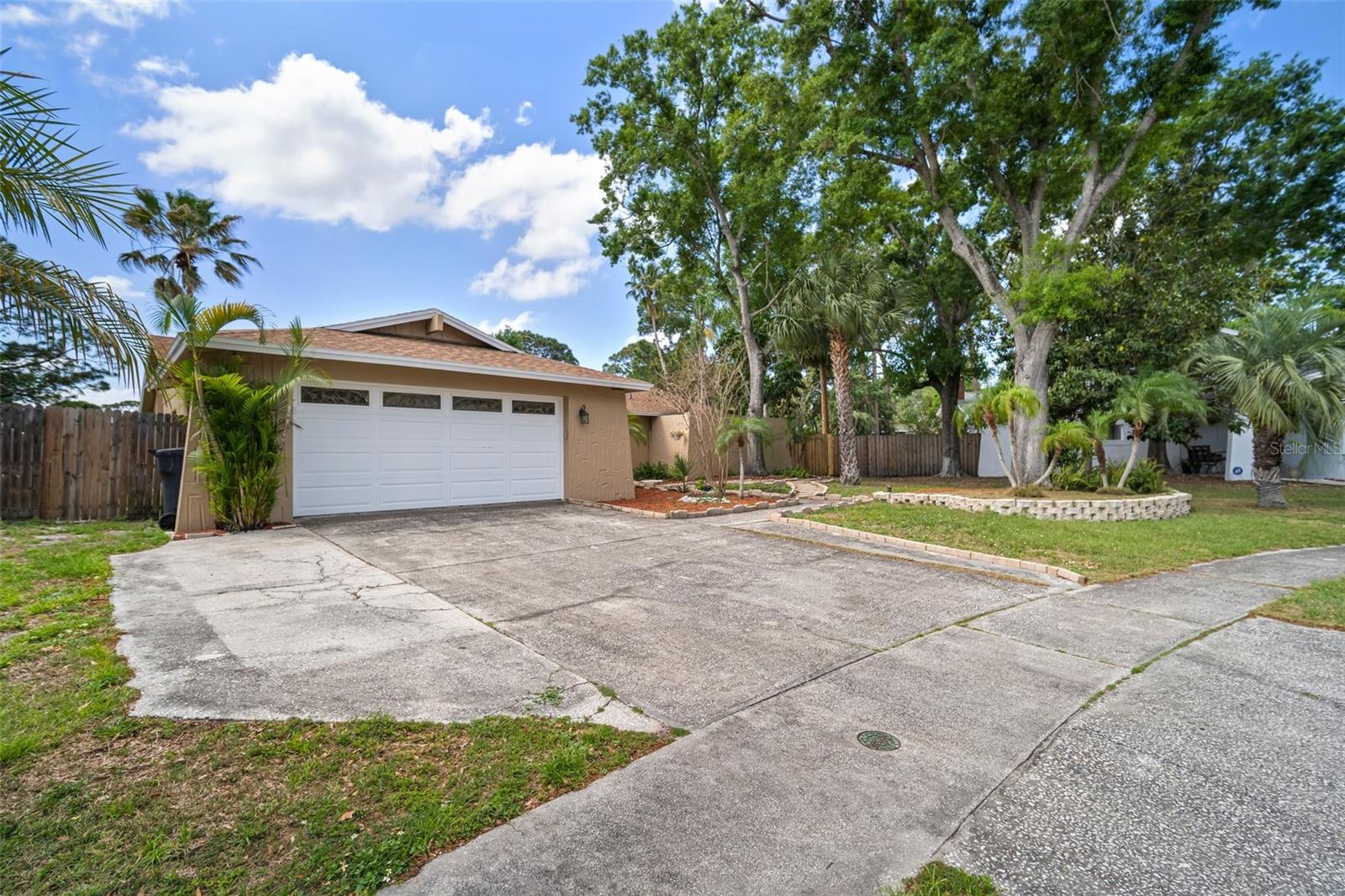 7020 OAKVIEW CIR, TAMPA, FL, 33634