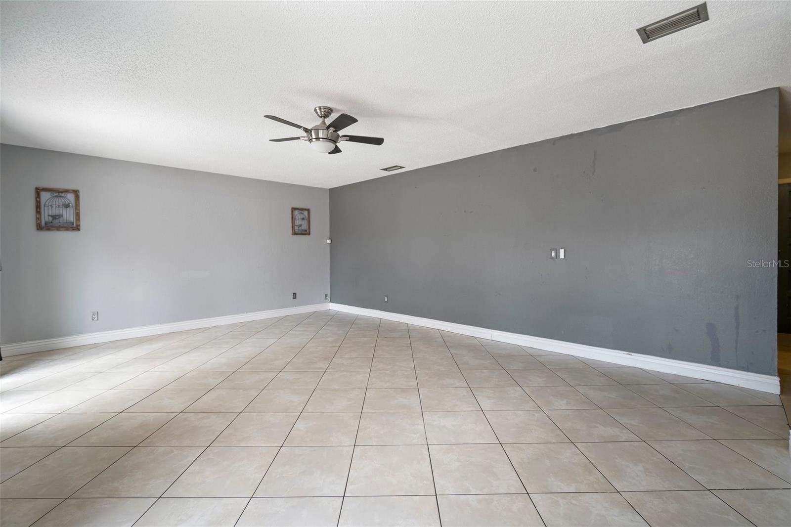 7020 OAKVIEW CIR, TAMPA, FL, 33634