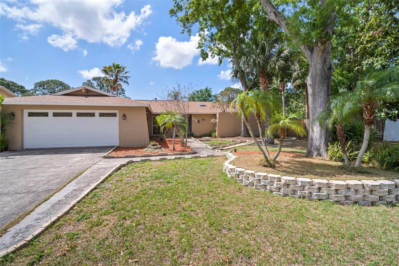 7020 OAKVIEW CIR, TAMPA, FL, 33634