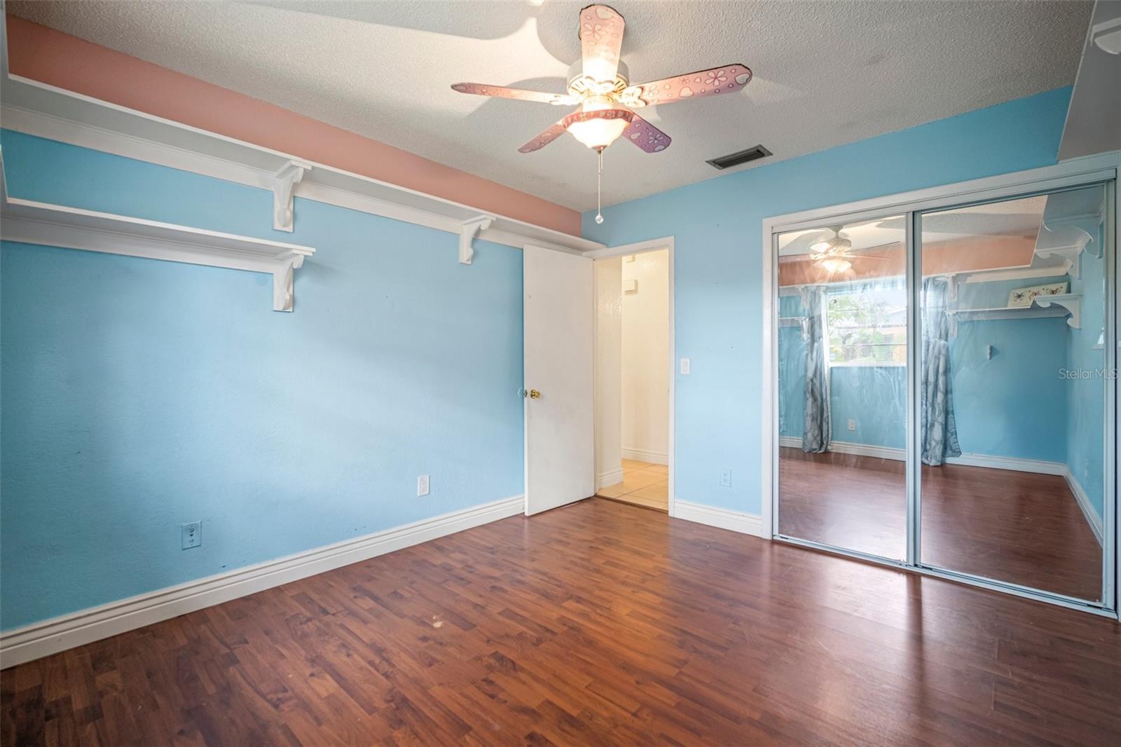 7020 OAKVIEW CIR, TAMPA, FL, 33634