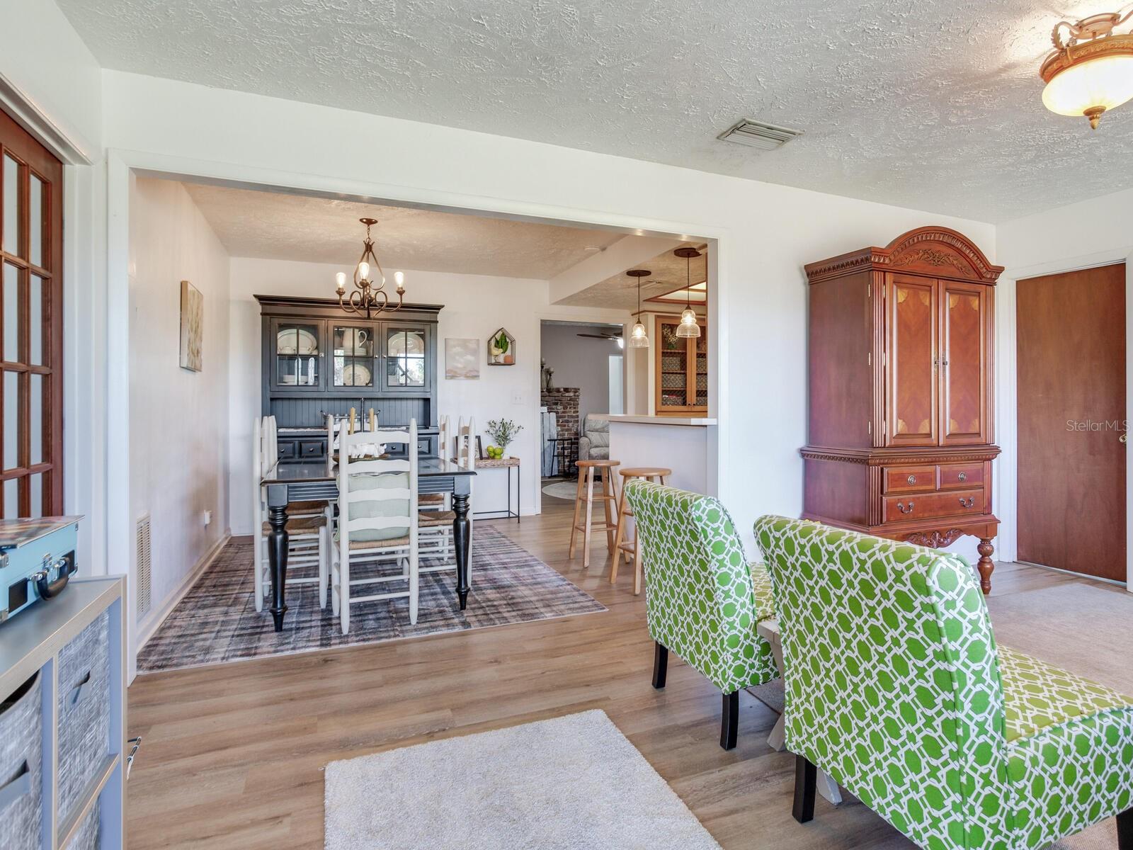 14655 JOE SUMNER RD, WIMAUMA, FL, 33598