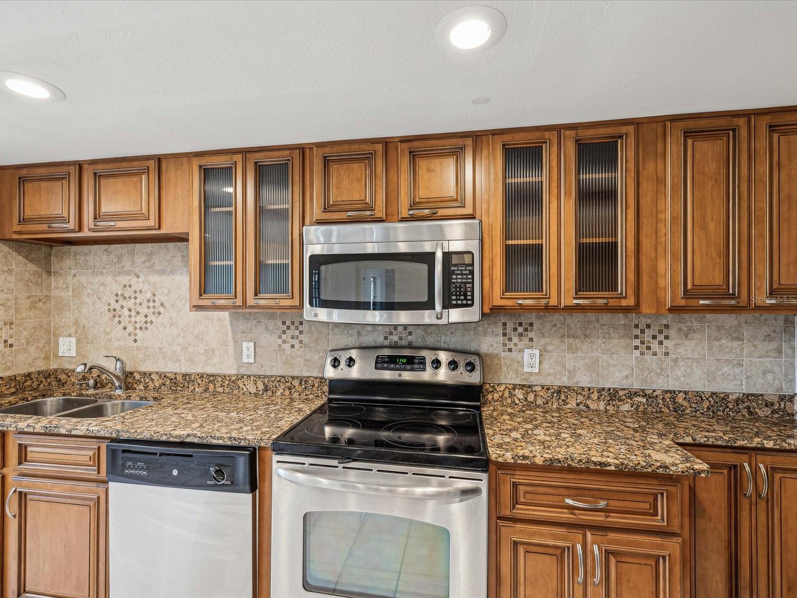 8731 MARTINIQUE LN, PORT RICHEY, FL, 34668