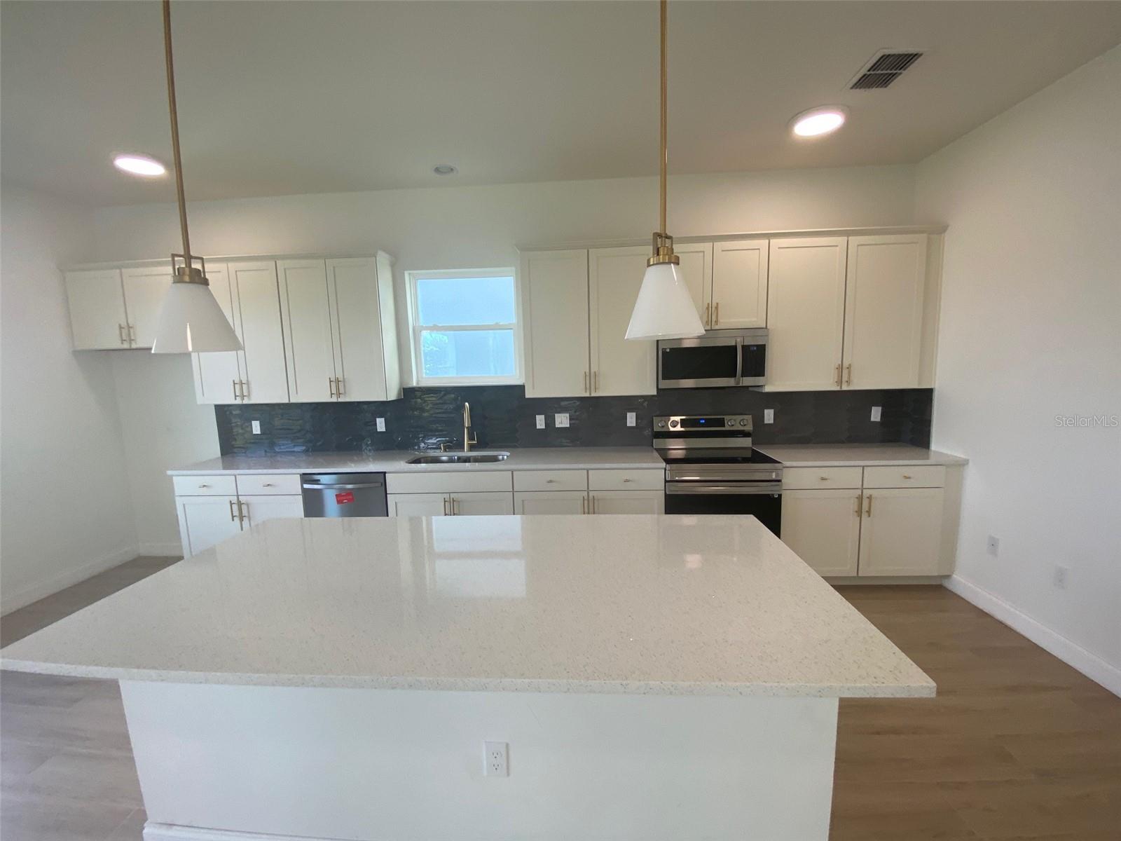 754 REFLECTION LAKE DR, ORLANDO, FL, 32807