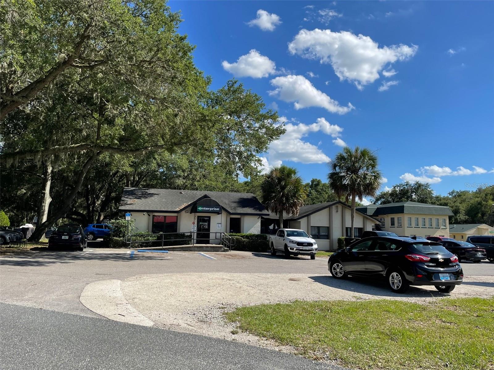 1725 MOUNT VERNON RD  / US HWY 441, LEESBURG, FL, 34748