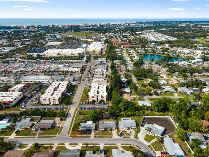 6442 COLONIAL DR, SARASOTA, FL, 34231