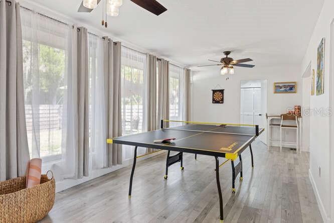 6442 COLONIAL DR, SARASOTA, FL, 34231