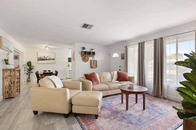 6442 COLONIAL DR, SARASOTA, FL, 34231