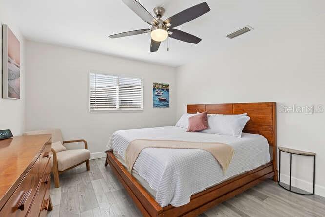 6442 COLONIAL DR, SARASOTA, FL, 34231