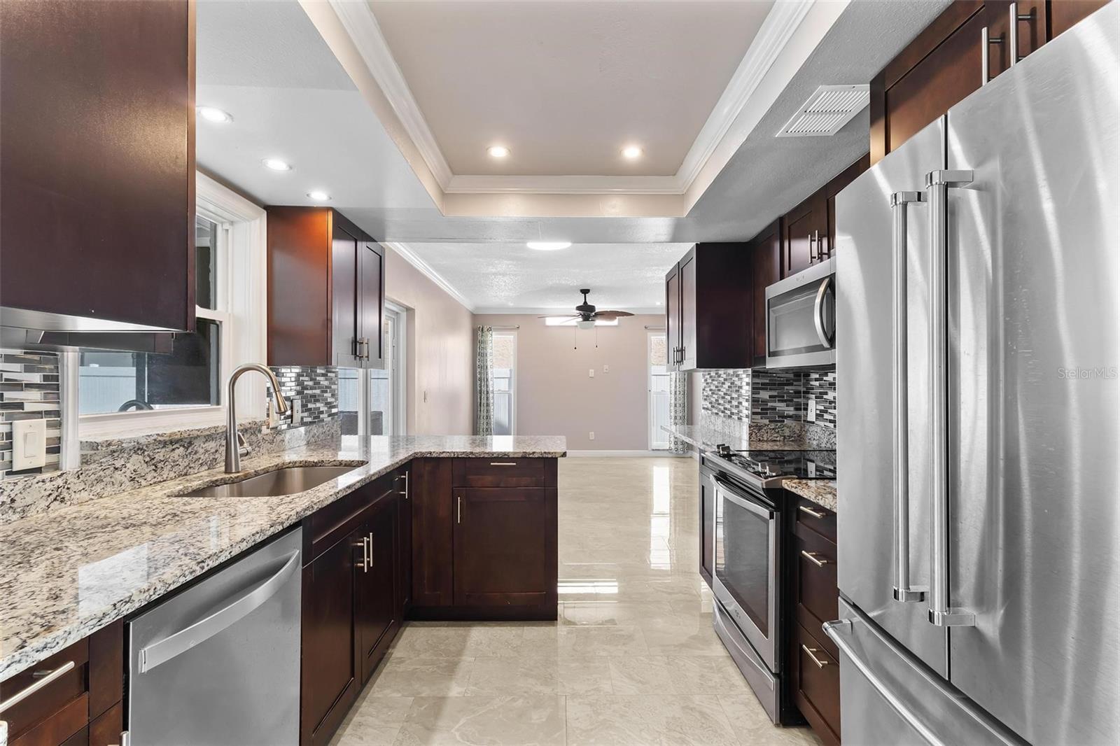 12110 75TH ST, LARGO, FL, 33773