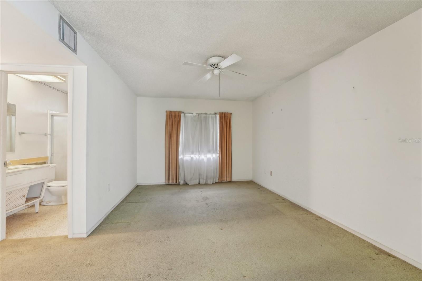 1709 N PEBBLE BEACH BLVD, SUN CITY CENTER, FL, 33573