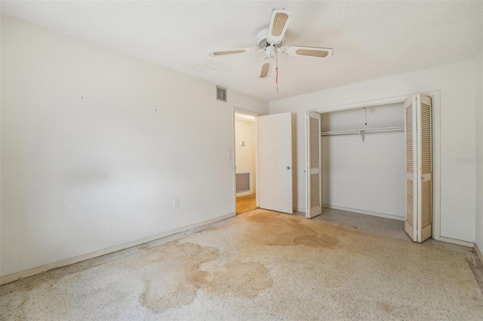 1709 N PEBBLE BEACH BLVD, SUN CITY CENTER, FL, 33573