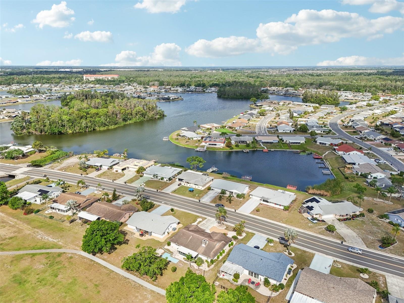 1709 N PEBBLE BEACH BLVD, SUN CITY CENTER, FL, 33573