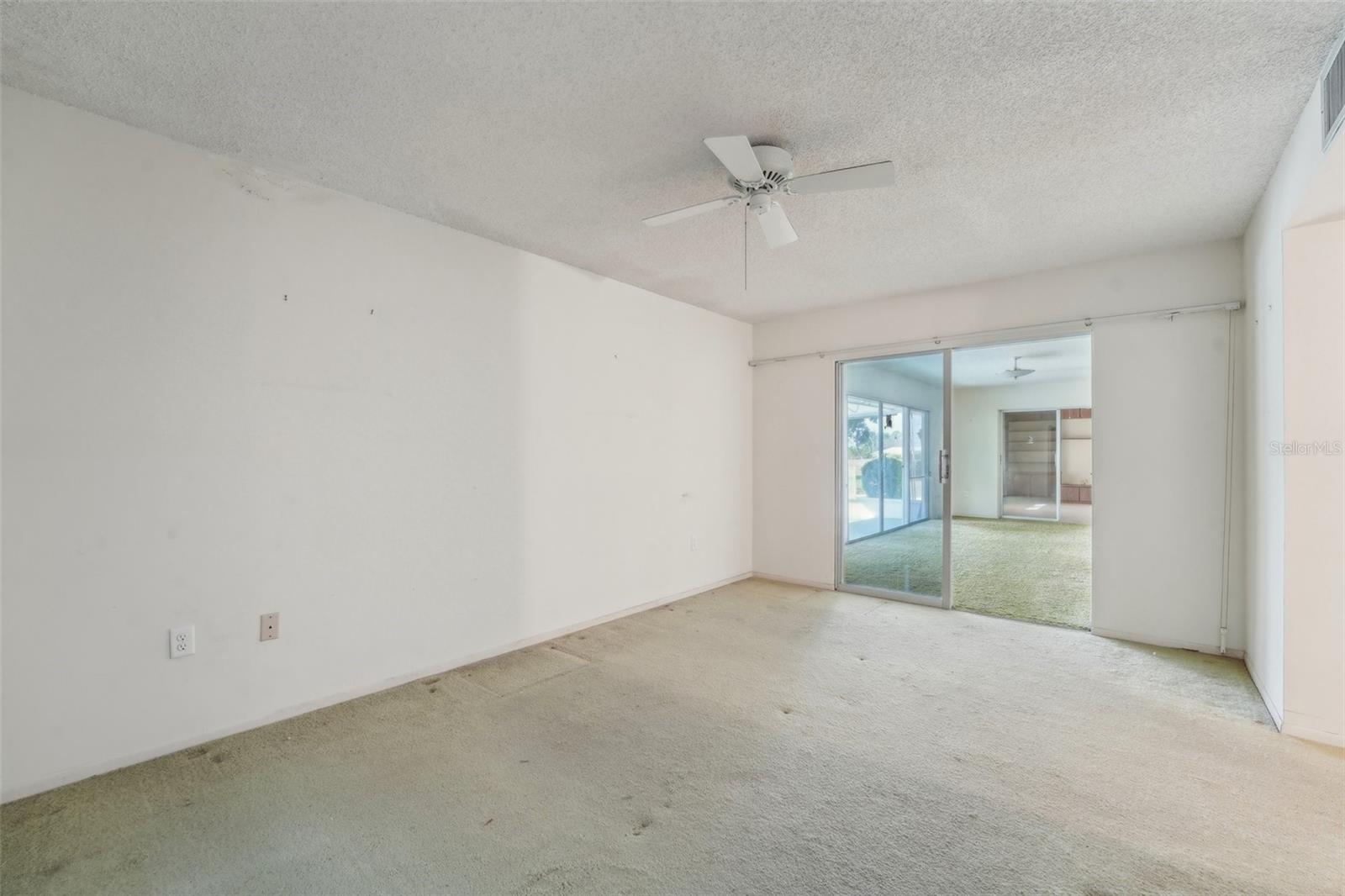 1709 N PEBBLE BEACH BLVD, SUN CITY CENTER, FL, 33573